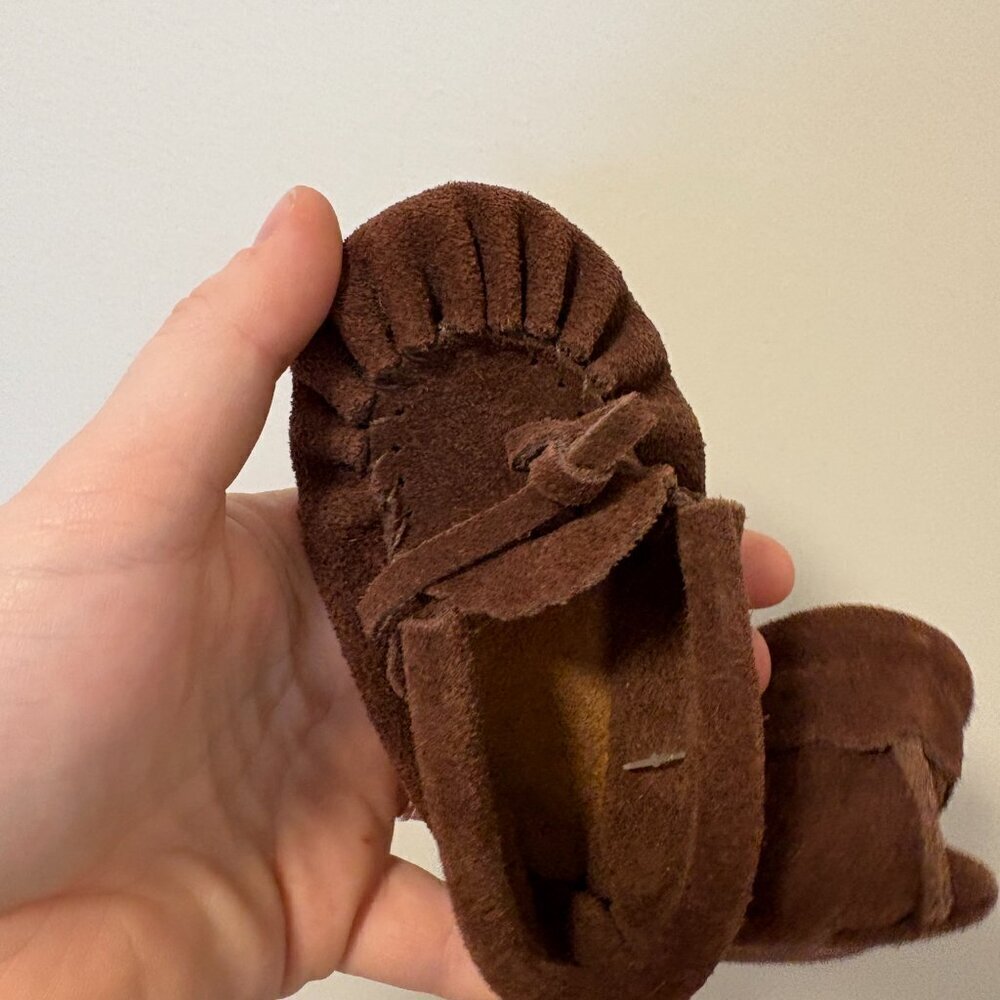 Baby Moccasins Brown Made in Canada NWT Size 4